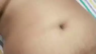 Married Bengali bhabhi pussy fingering viral MMS