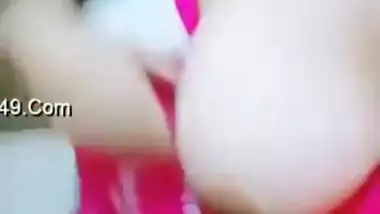 Indian babe is grateful to man for camera and shows him XXX boobs