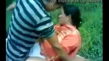 Aged bhabhi enjoys outdoor 3some with 2 strangers