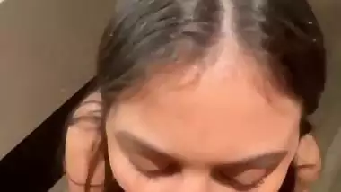 Celebrity hairdresser sucks actor’s dick in blowjob MMS