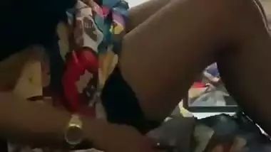 Hot model gives an Indian blowjob on Diwali