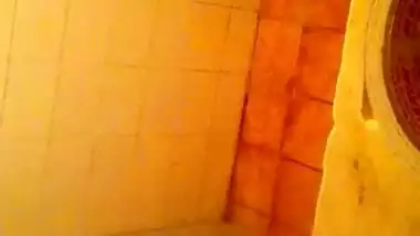 Girl spying on her stepmom having nude bath