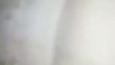 Man fucks busty Bhabhi’s wet pussy in the desi xxx MMS
