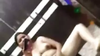 Sunday Janta Curfew nude selfie