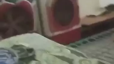 Chubby milf enjoys a young dick in Punjabi porn