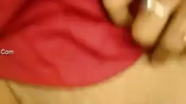 Boyfriend and the Indian girl in red dress practice sex on camera