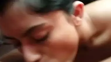 Bengaluru girlfriend blowjob and viral sex in doggy