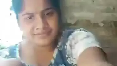 Local village lady showing big boobs and hairy choot
