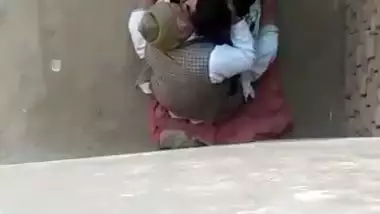 Spying Sasur fucking bahu video going viral online