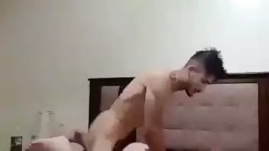 Horny man drills his big ass GF’s cunt and enjoys hard sex