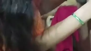 Madurai lady gives a Tamil blowjob to her brother in law